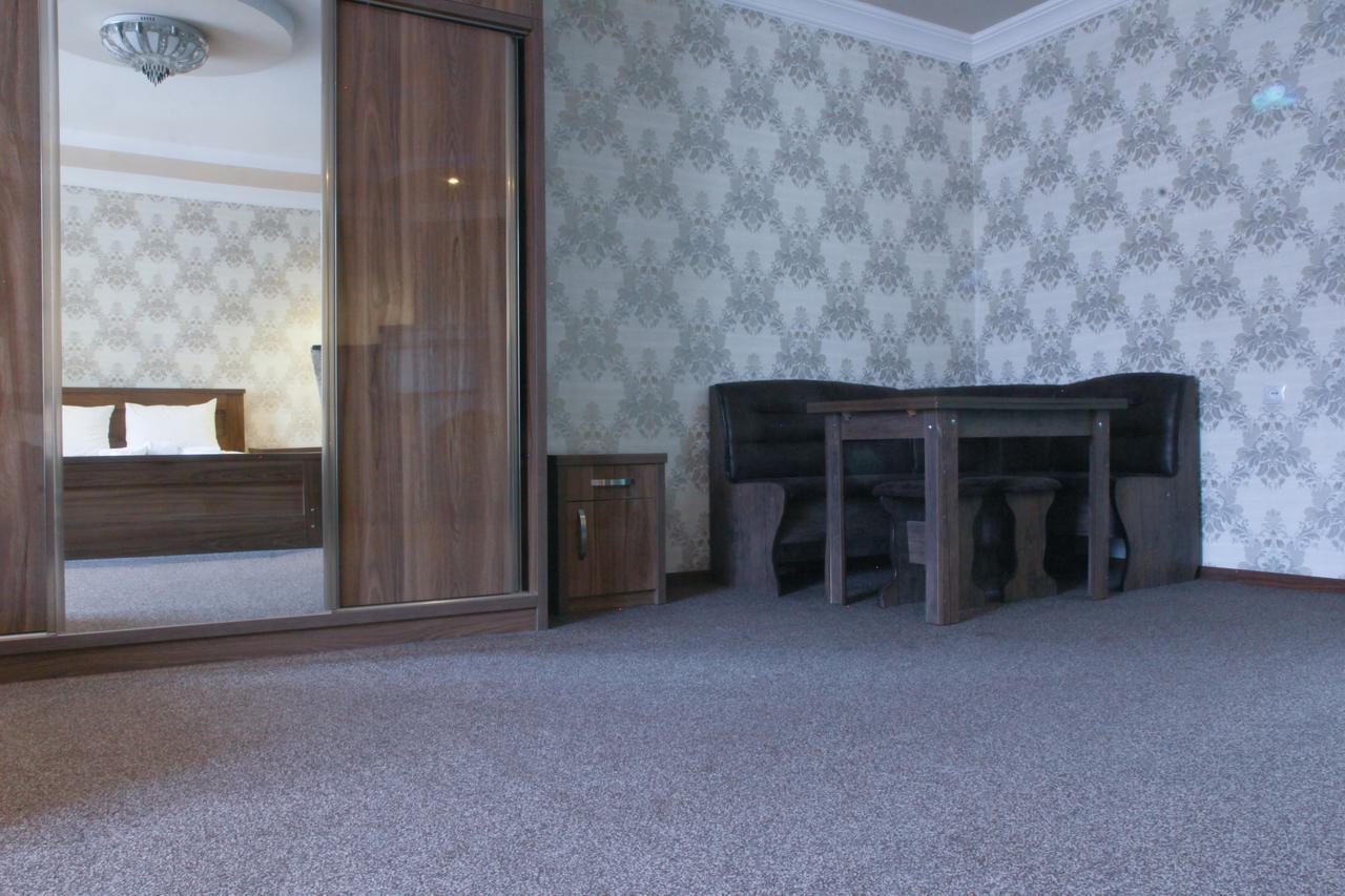 New Palace Shardeni Tbiliszi Kültér fotó